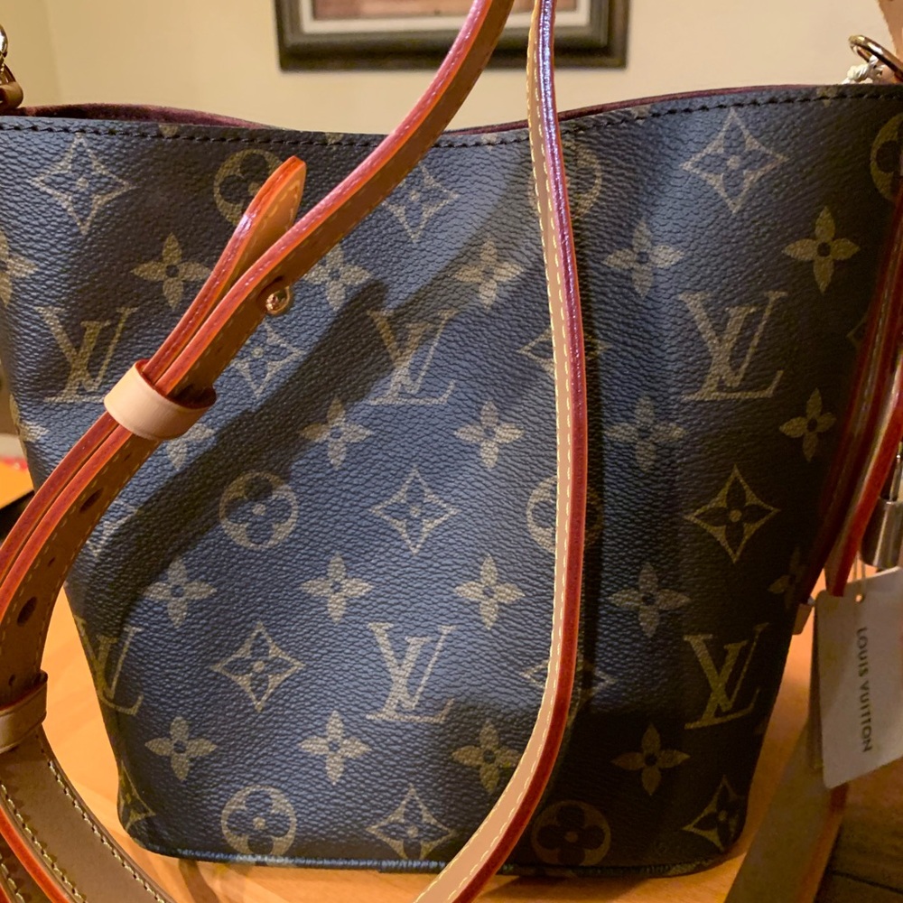 Louis Vuitton Monogram Shoulder limited edition purse long/ short strap/ wallet - Picture 11 of 17